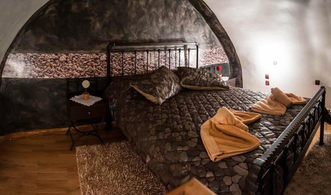 Despotikon Dimitsana Guest House - Ξενώνας Δεσποτικόν Αντωνόπουλου Екстер'єр фото