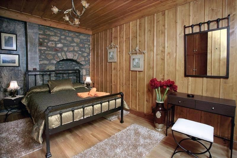 Despotikon Dimitsana Guest House - Ξενώνας Δεσποτικόν Αντωνόπουλου Екстер'єр фото